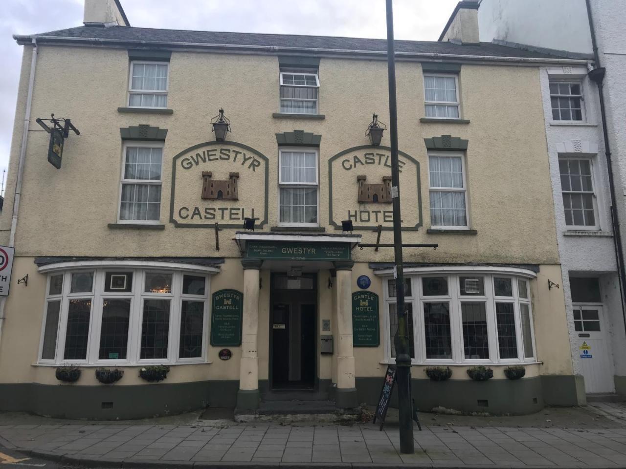 The Castle Hotel Lampeter Dış mekan fotoğraf